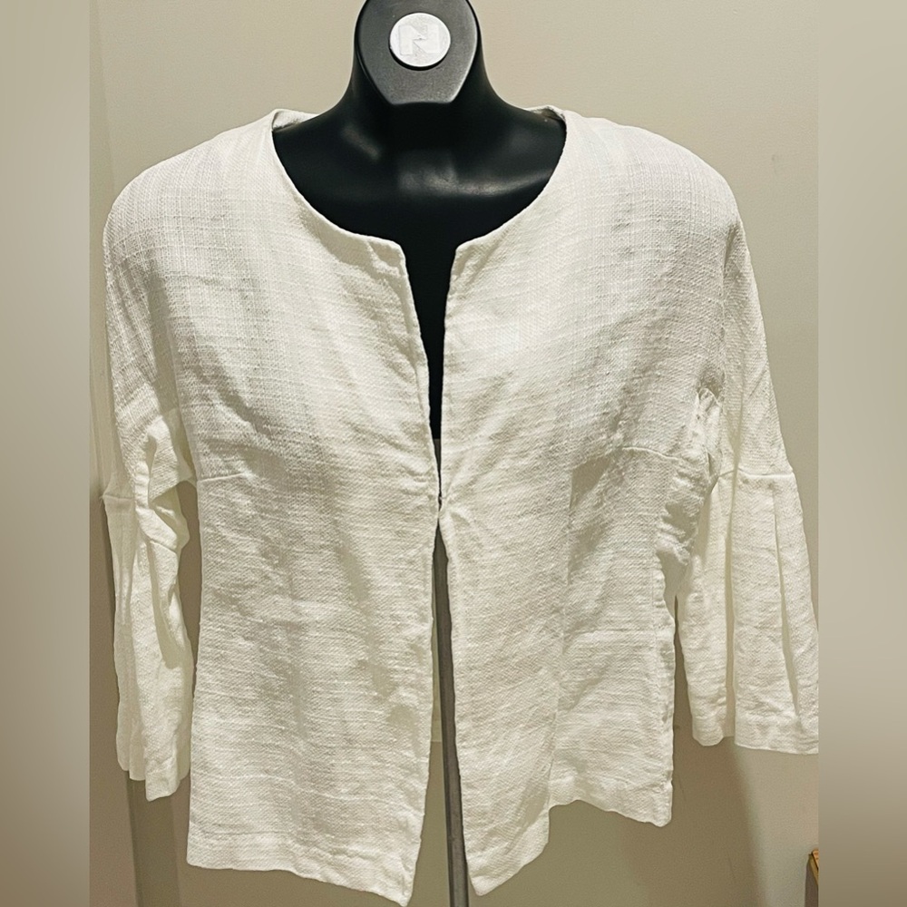 Muriel Dombret 🇨🇦 Linen Blazer